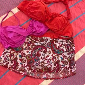 Bikini bottom with 2 matching tops